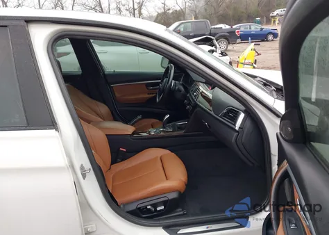 2016 BMW 340I z USA, uszkodzony, nr VIN WBA8B3G5XGNT92530